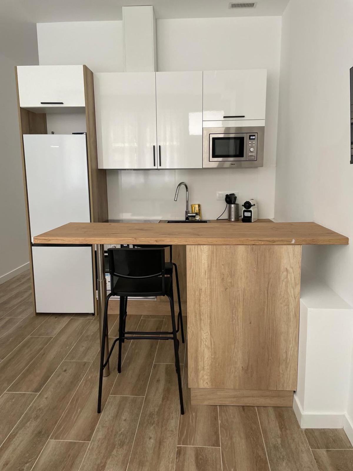 Exyca Metropolitano Apartment Madrid Bagian luar foto