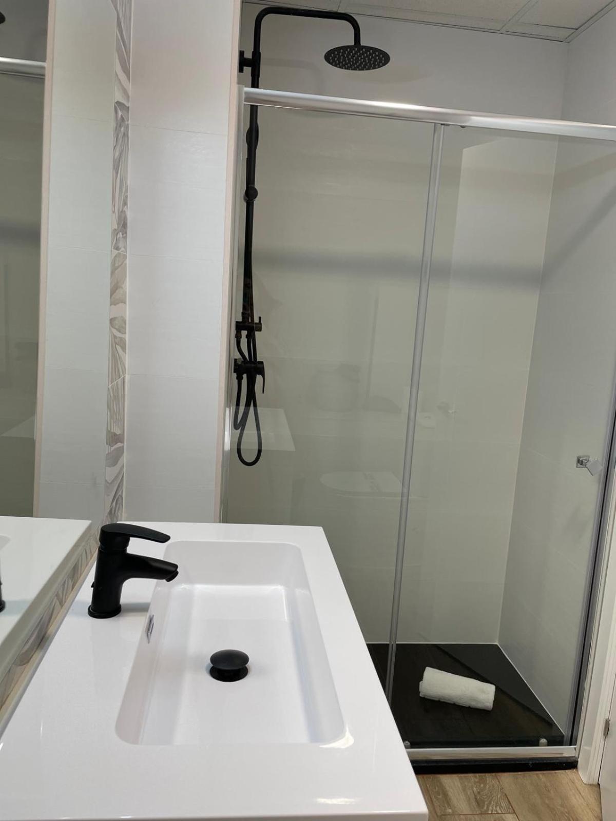 Exyca Metropolitano Apartment Madrid Bagian luar foto